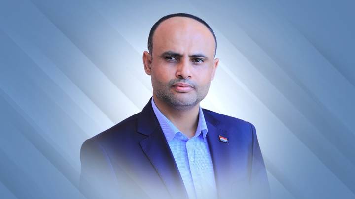 الرئيس المشاط يعزّي في وفاة الرئيس علي سالم البيض