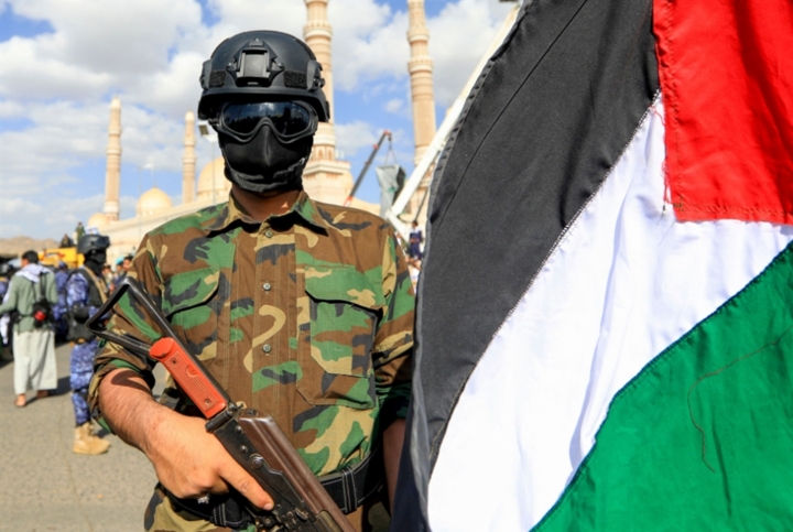 صنعاء ترقب «المتوسط»: الاستهداف آتٍ
