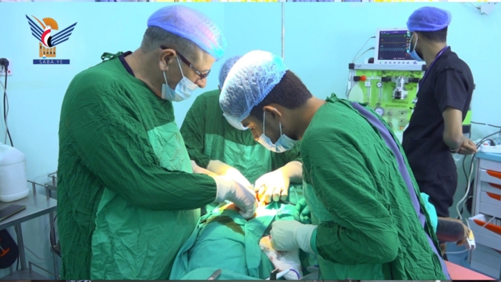 الجوف .. إجراء 138 عملية جراحية في المخيم المجاني الجراحي بمستشفى الحزم