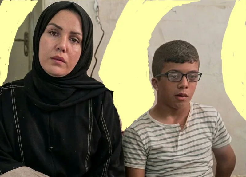 يُتمٌ وعجزٌ وشرط "السِن".. ثلاثيةٌ تحاصر أيمن وأمه في غزة