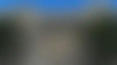 إيران تدعو العراق لرفع القيود عن الرحلات الجوية بين البلدين