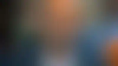 وزير الخارجية الفرنسي يدعو إلى إعادة الهدوء للمدارس والجامعات