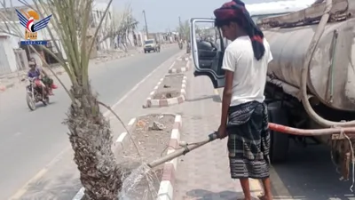 تعز.. حملة نظافة وتحسين في مدينة المخا