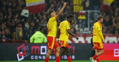 لانس يهزم ليون في الدوري الفرنسي وبريمن يحرم دورتموند من الفوز في الدوري الألماني