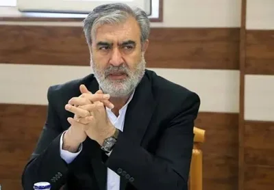 عزيزي: لا جدوى من الحوار مع الجانب الأمريكي ما لم يقبل شروط إيران