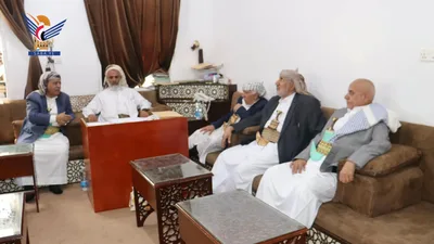 رئيس مجلس النواب يزور دار الإفتاء ويناقش مع مفتي الديار اليمنية التطورات الراهنة