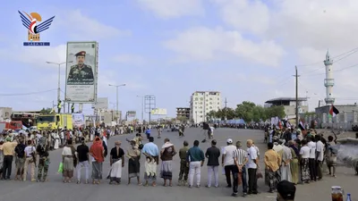 وقفة حاشدة لأبناء الحالي بالحديدة دعما للقوات المسلحة وإعلانا للنفير