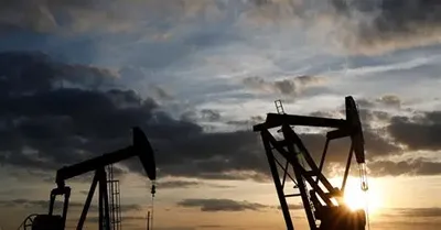 ارتفاع النفط وسط مخاوف الإمدادات من الشرق الأوسط