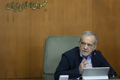 الرئيس الإيراني: نأكل التراب ولا نتنازل عن تراب الوطن