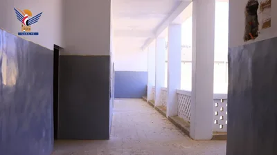 تفقد العمل بمشروع ترميم مدرسة بمديرية نهم في محافظة صنعاء