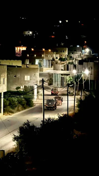 سوريا.. العدو الصهيوني يداهم قرية عابدين ويحتجز عدد من ابنائها